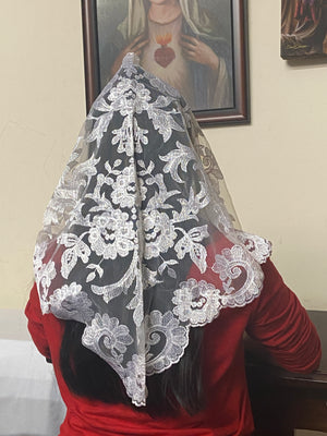 Ivory Olivia Lace Mantilla Chapel Spanish Veil 51