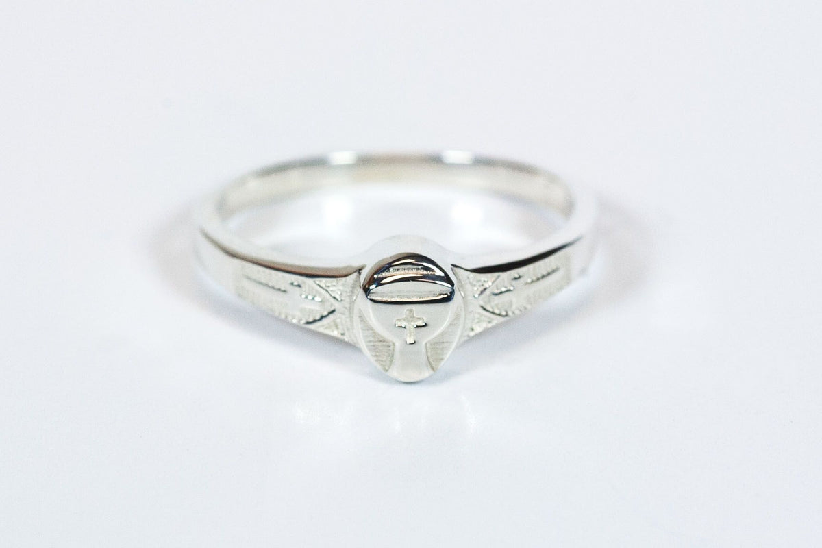 0513 - Chalice Ring