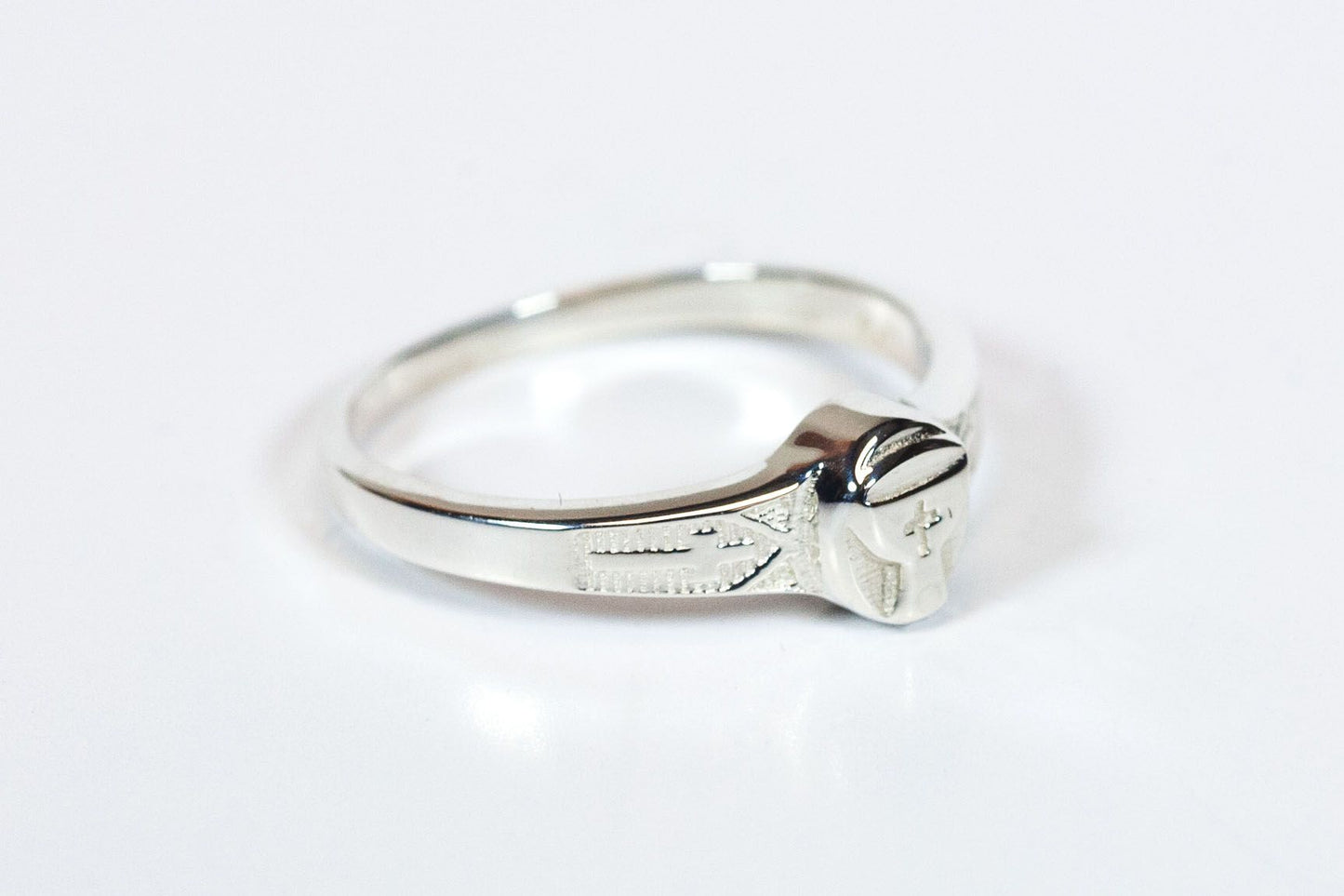 0513 - Anillo de cálculo