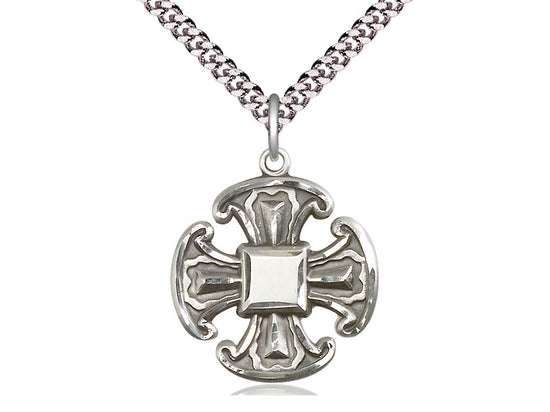 Colgante cruzado de plata esterlina en una cadena de plata esterlina