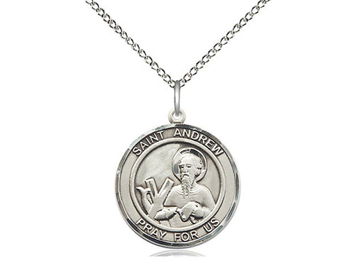 Sterling Silver St Andrew El colgante del apóstol en una cadena de acera pesada de rodio ligero de 24 pulgadas.