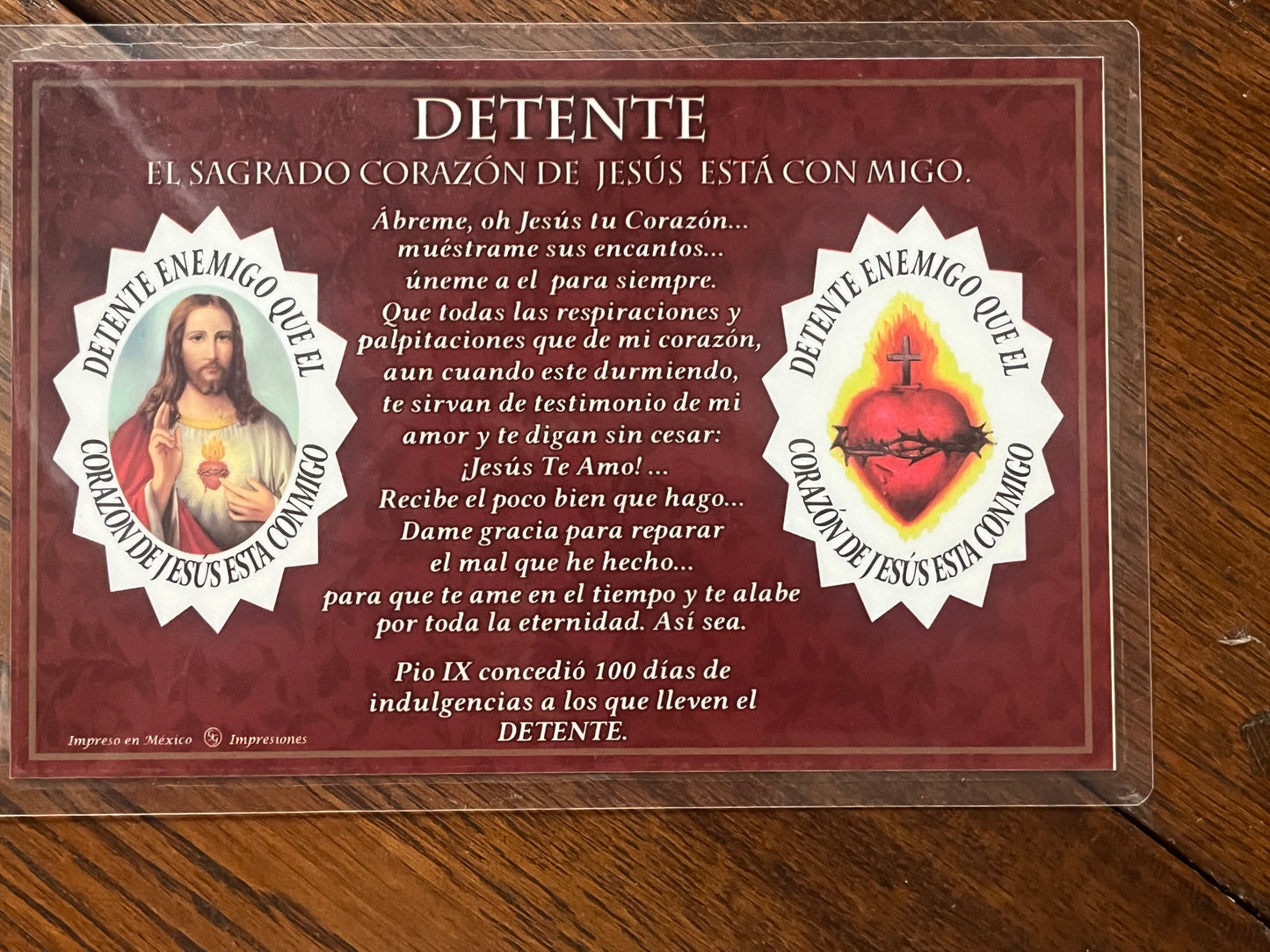 12" x 9" religious home plaque with Sacred Heart of Jesus image and Spanish prayer, detailed red and white design