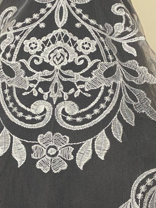 White Lace Mantilla Chapel Spanish Veil 51" - Unique Catholic Gifts