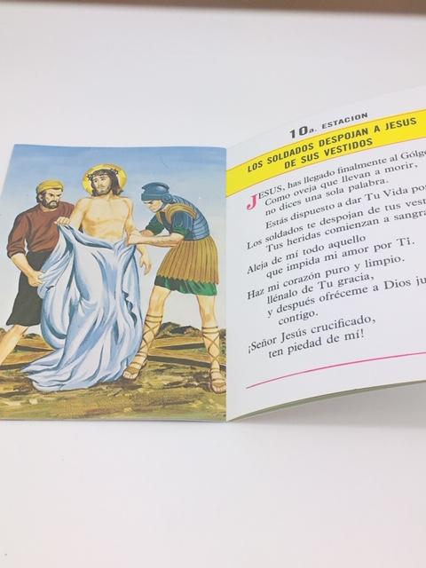 Las Estaciones de la Cruz (Stations of the Cross) - Unique Catholic Gifts